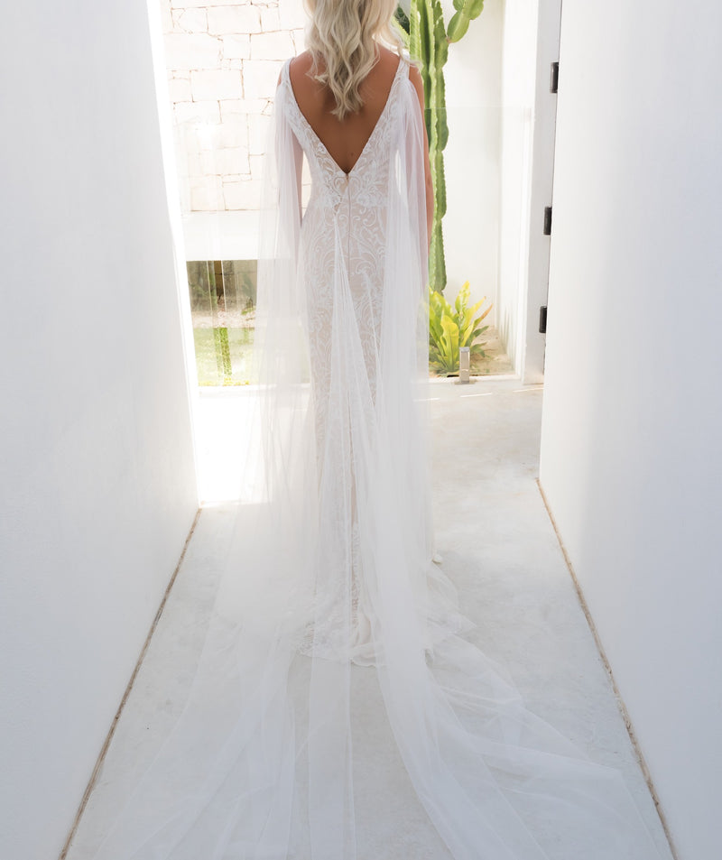 Detachable Cape Veil